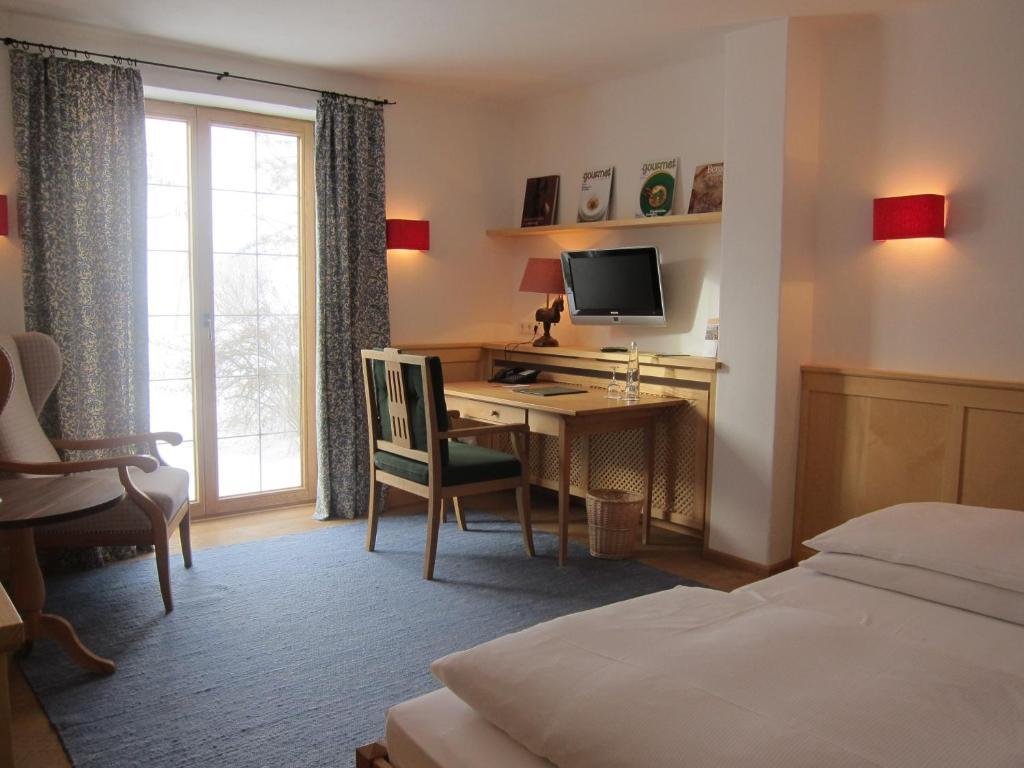 Hotel Romantik Zum Klosterbraeu 4*